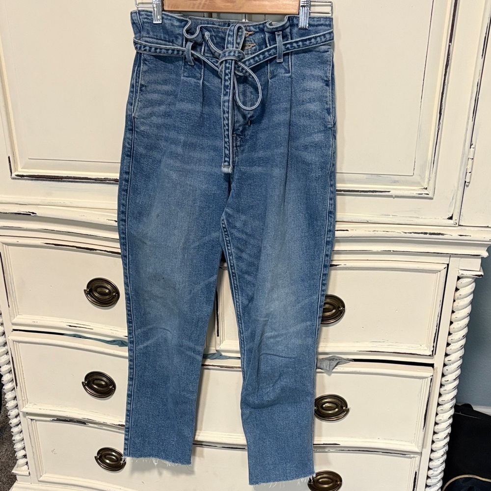 Hollister Light Blue High Rise Women's Jeans - Picture 5 of 7